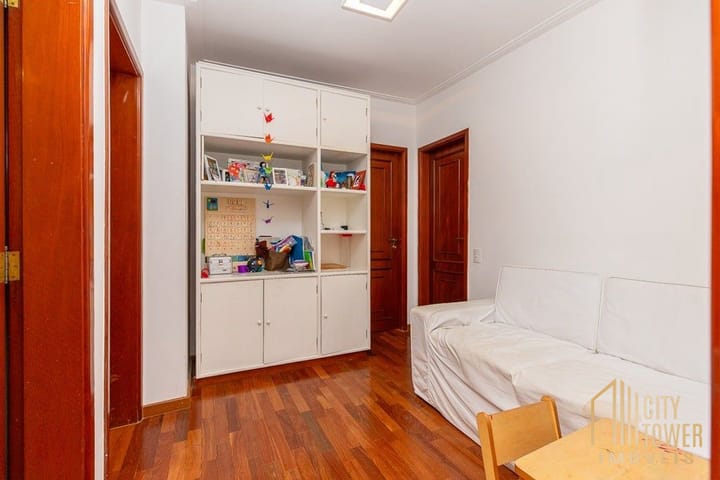 Apartamento à venda com 4 quartos, 223m² - Foto 46