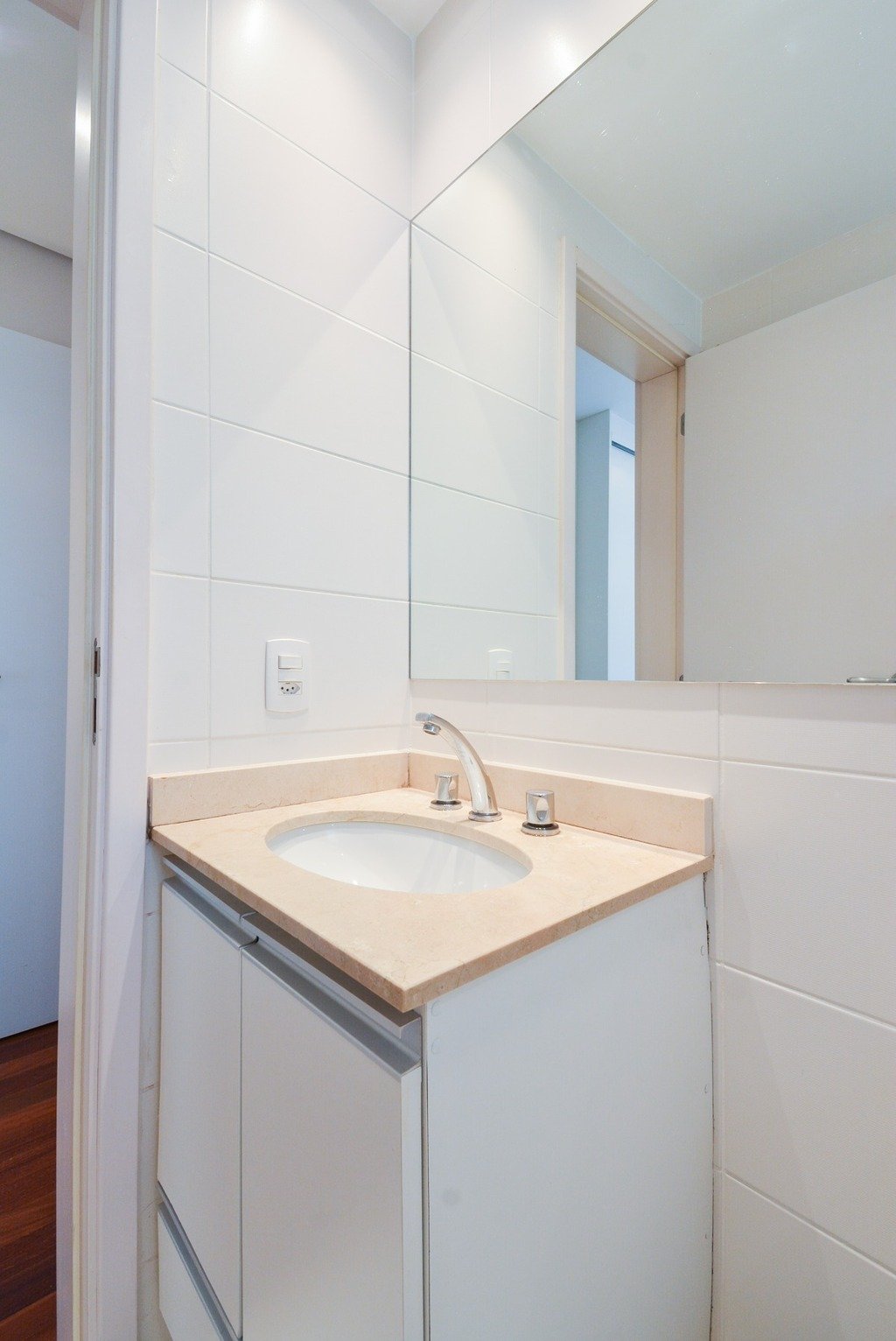 Apartamento à venda com 2 quartos, 57m² - Foto 15