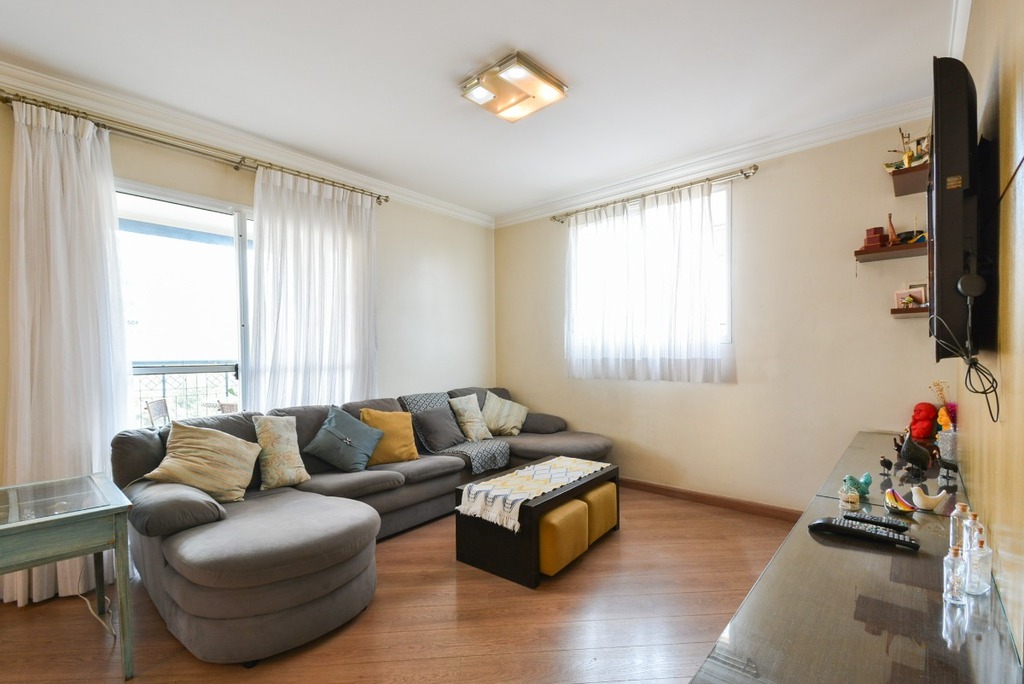 Apartamento à venda com 3 quartos, 115m² - Foto 1