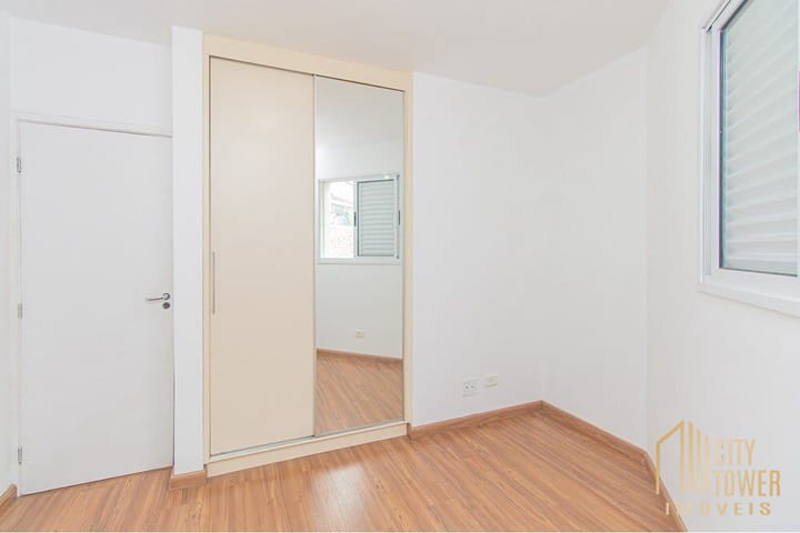 Apartamento à venda com 2 quartos, 87m² - Foto 3