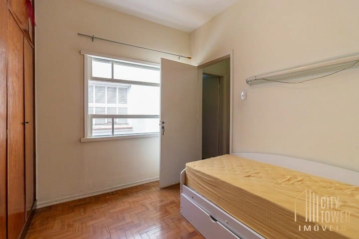 Casa à venda com 4 quartos, 200m² - Foto 10