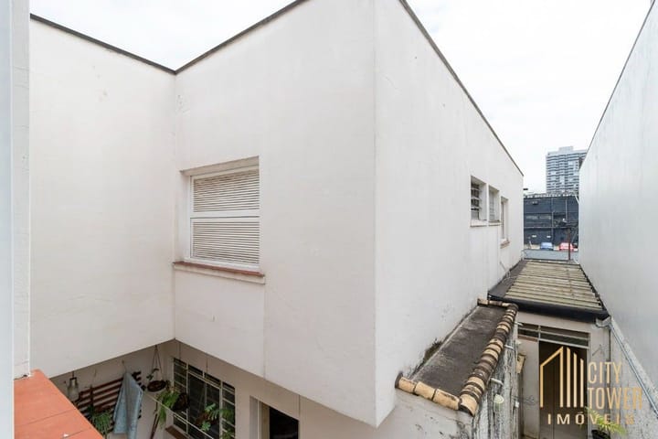 Casa à venda com 4 quartos, 200m² - Foto 17