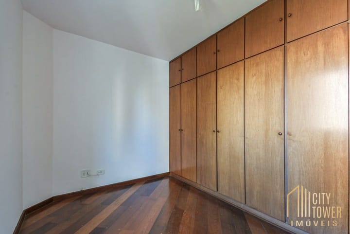 Apartamento à venda com 3 quartos, 105m² - Foto 11