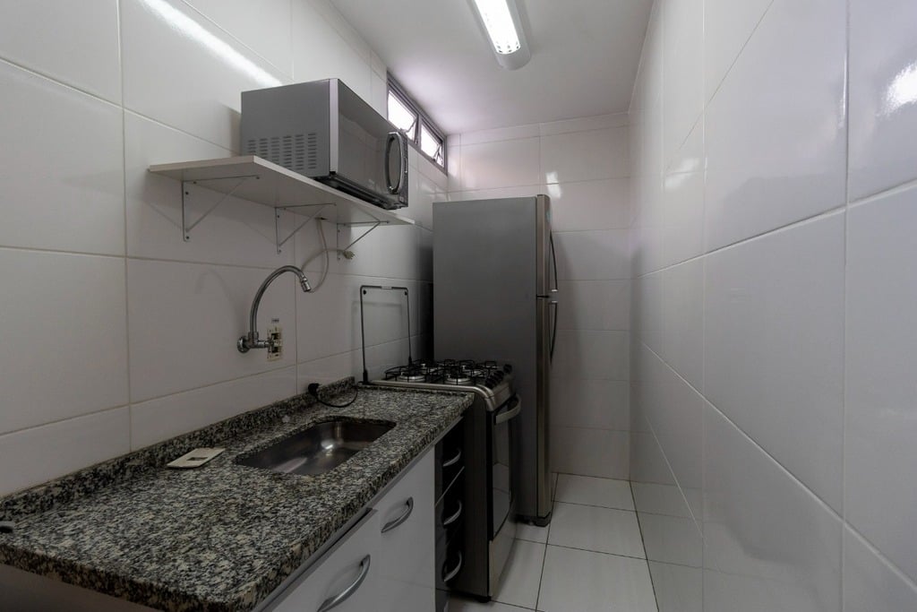 Apartamento à venda com 2 quartos, 60m² - Foto 13