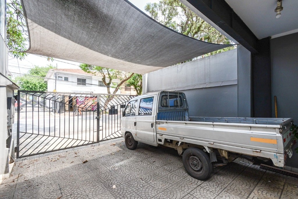 Casa à venda com 1 quarto, 200m² - Foto 29