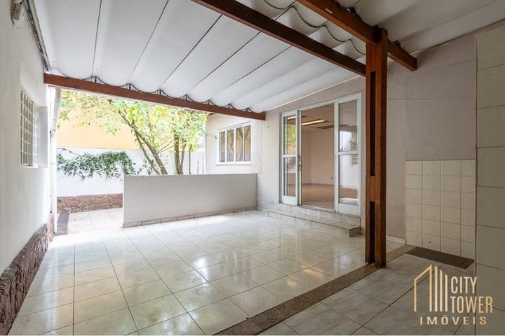 Casa à venda com 3 quartos, 200m² - Foto 17