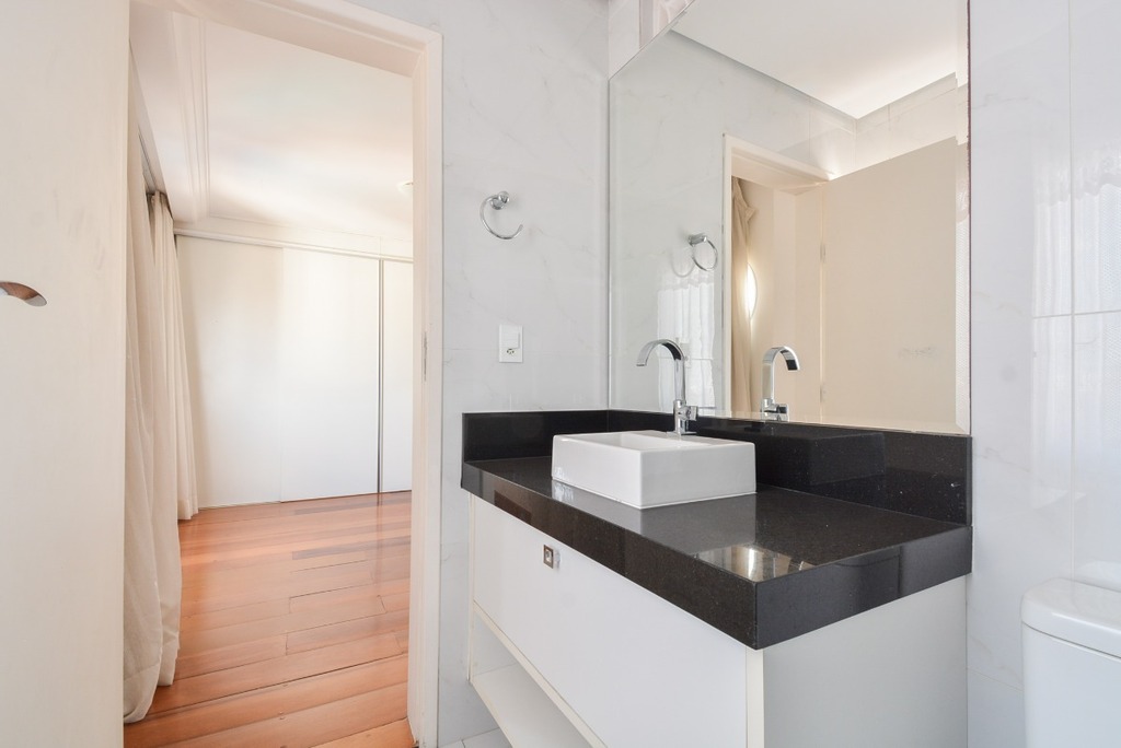 Apartamento à venda com 2 quartos, 104m² - Foto 11