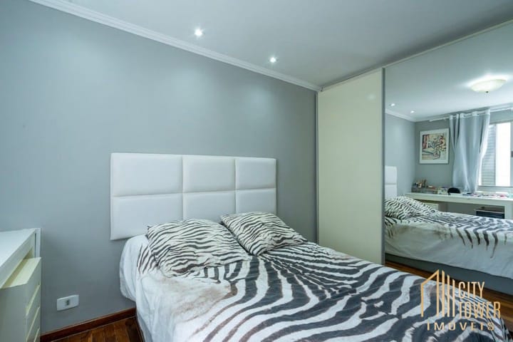 Apartamento à venda com 3 quartos, 130m² - Foto 12