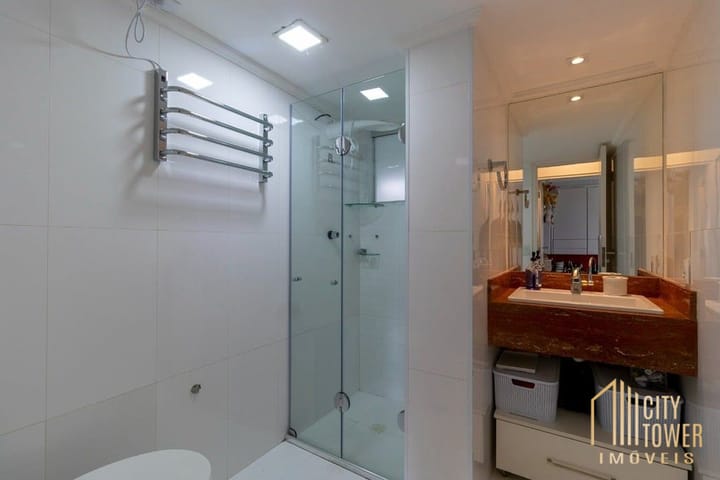 Apartamento à venda com 2 quartos, 67m² - Foto 9