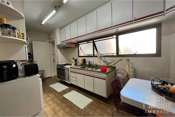 Apartamento à venda com 3 quartos, 163m² - Foto 7