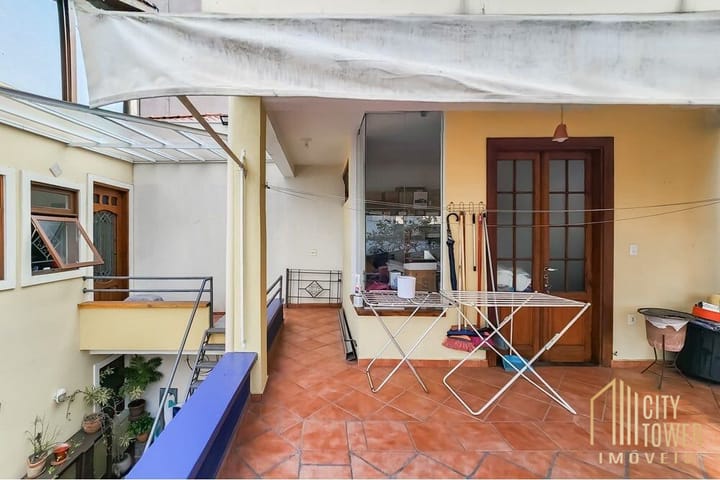 Casa à venda com 3 quartos, 220m² - Foto 18