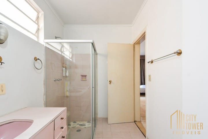 Apartamento à venda com 3 quartos, 239m² - Foto 13