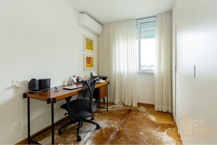 Apartamento à venda com 3 quartos, 218m² - Foto 2