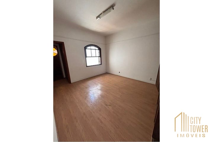 Casa à venda com 4 quartos, 335m² - Foto 19