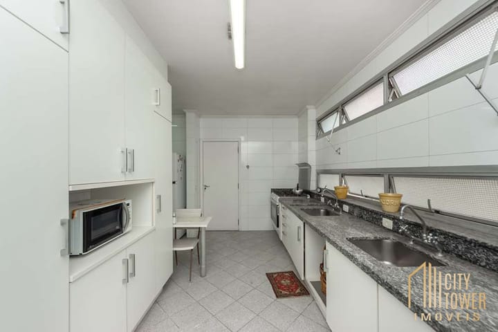 Apartamento à venda com 3 quartos, 210m² - Foto 31