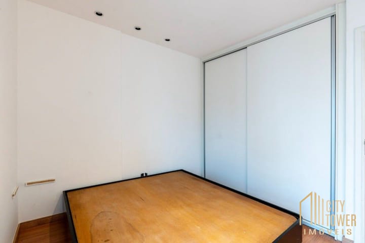 Apartamento à venda com 2 quartos, 70m² - Foto 37