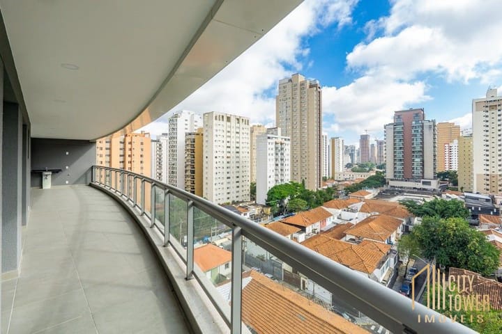 Apartamento à venda com 3 quartos, 134m² - Foto 1