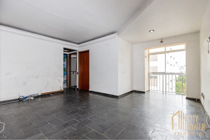 Apartamento à venda com 2 quartos, 62m² - Foto 1