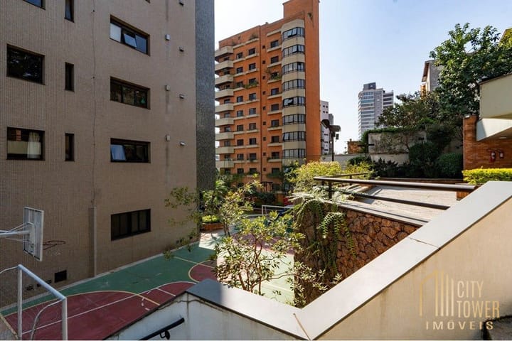 Apartamento à venda com 4 quartos, 200m² - Foto 11