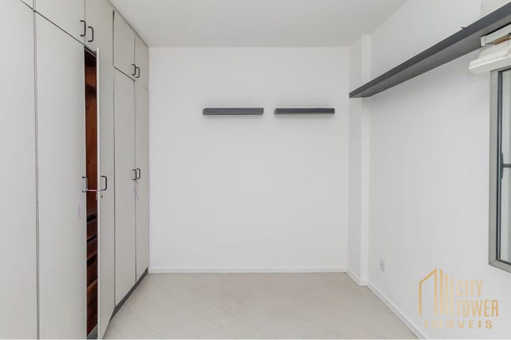 Apartamento à venda com 2 quartos, 70m² - Foto 19