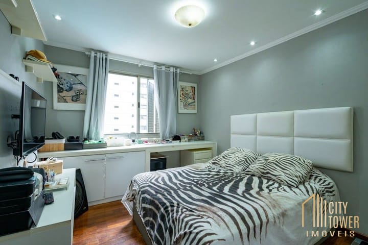 Apartamento à venda com 3 quartos, 130m² - Foto 10