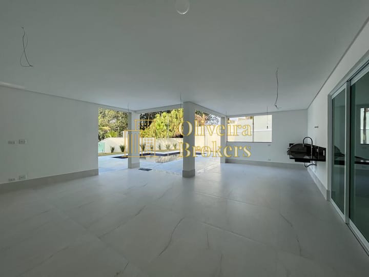 Casa à venda com 5 quartos, 900m² - Foto 11