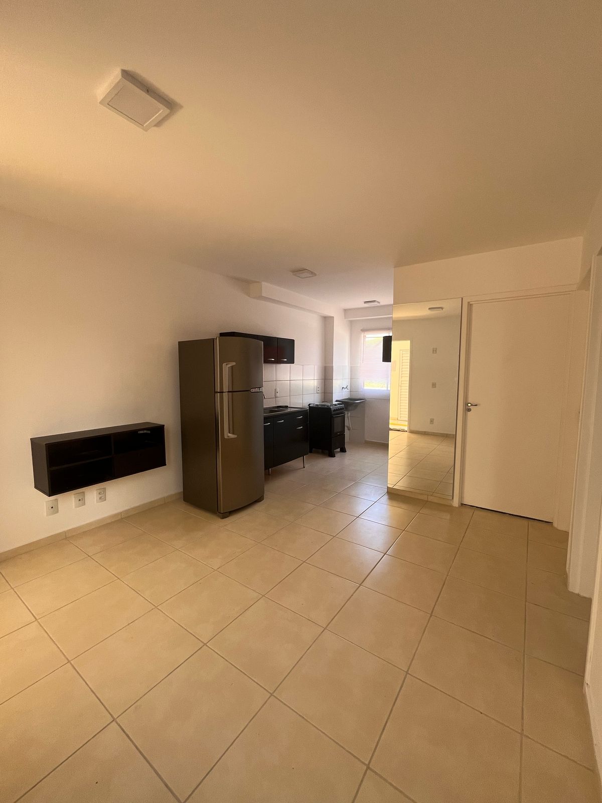 Apartamento para alugar com 2 quartos, 51m² - Foto 7