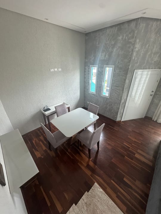 Casa para alugar com 4 quartos, 280m² - Foto 10