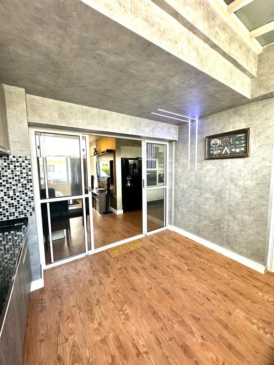 Casa à venda e aluguel com 3 quartos, 103m² - Foto 20