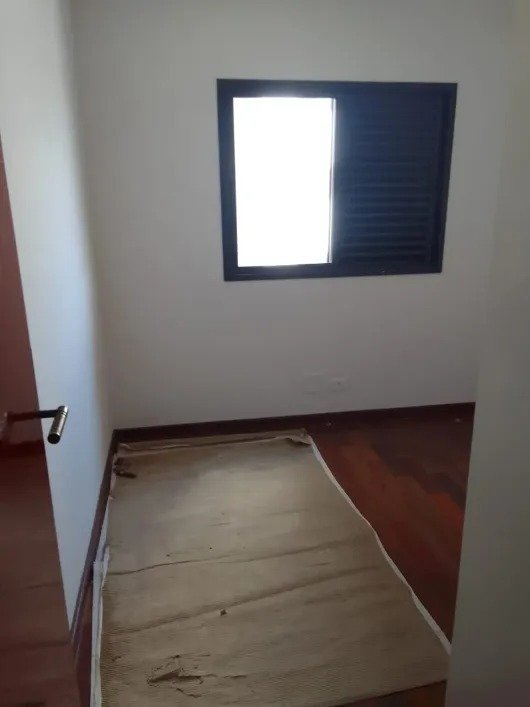 Apartamento para alugar com 3 quartos, 92m² - Foto 13