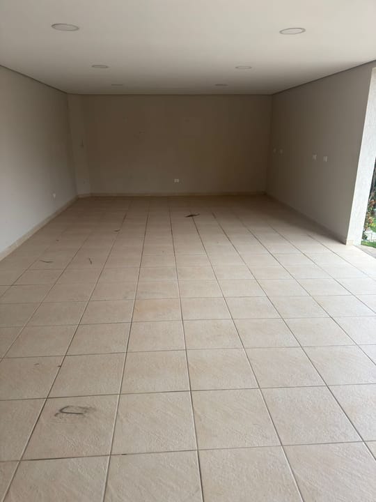 Casa para alugar com 4 quartos, 280m² - Foto 28