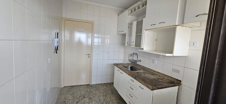 Apartamento para alugar com 2 quartos, 90m² - Foto 6