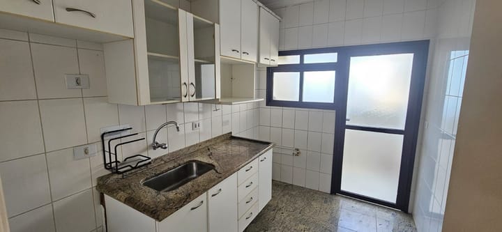 Apartamento para alugar com 2 quartos, 90m² - Foto 5