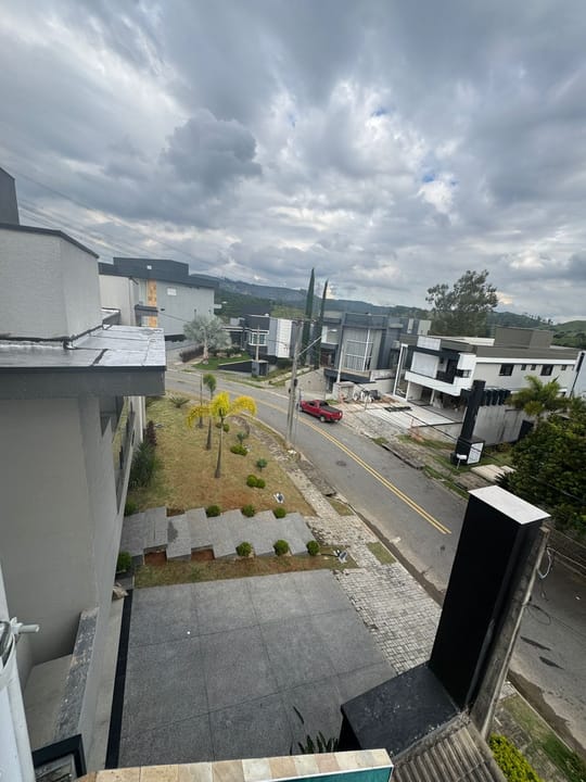 Casa para alugar com 4 quartos, 280m² - Foto 24