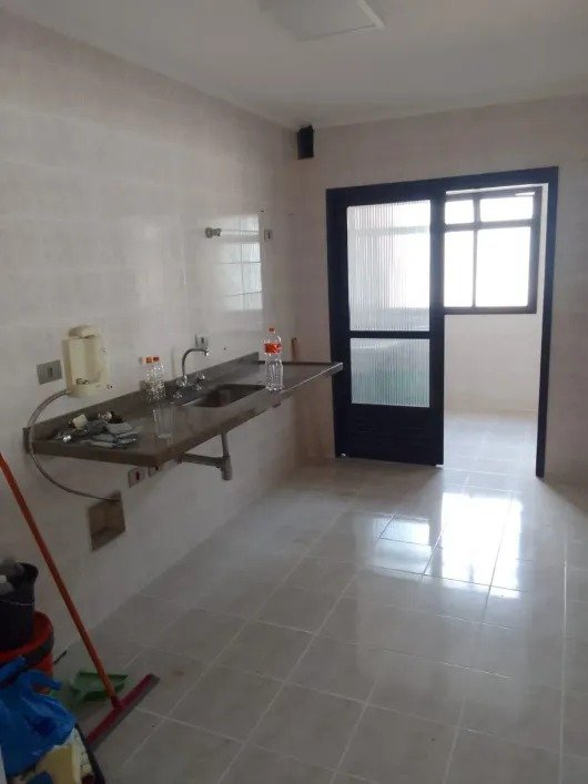 Apartamento para alugar com 3 quartos, 92m² - Foto 7