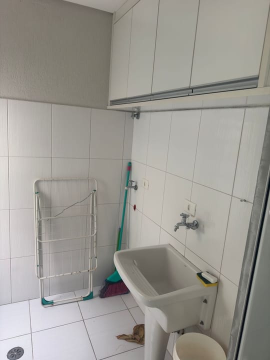 Casa para alugar com 4 quartos, 280m² - Foto 27