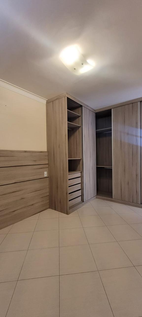 Apartamento à venda com 2 quartos, 77m² - Foto 14