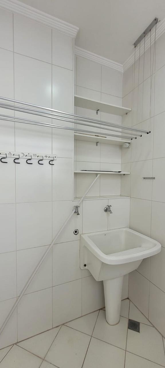 Apartamento à venda com 2 quartos, 77m² - Foto 13