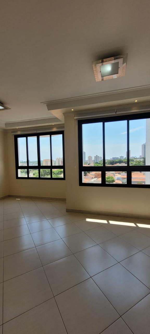 Apartamento à venda com 2 quartos, 77m² - Foto 2