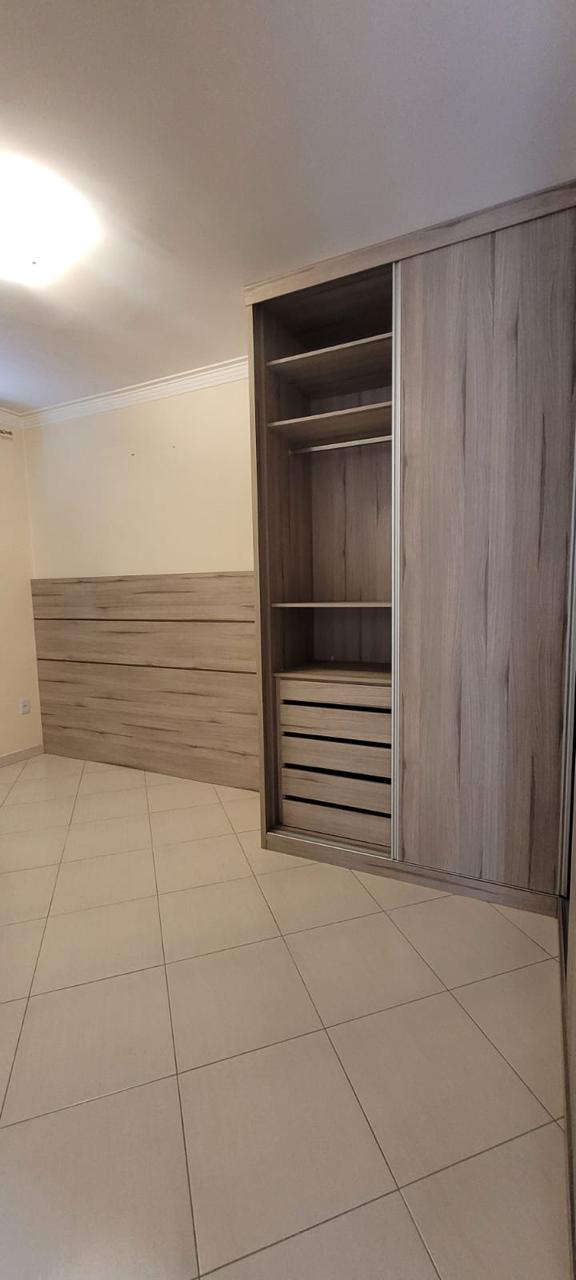 Apartamento à venda com 2 quartos, 77m² - Foto 22