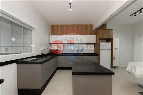 Apartamento à venda com 3 quartos, 180m² - Foto 8