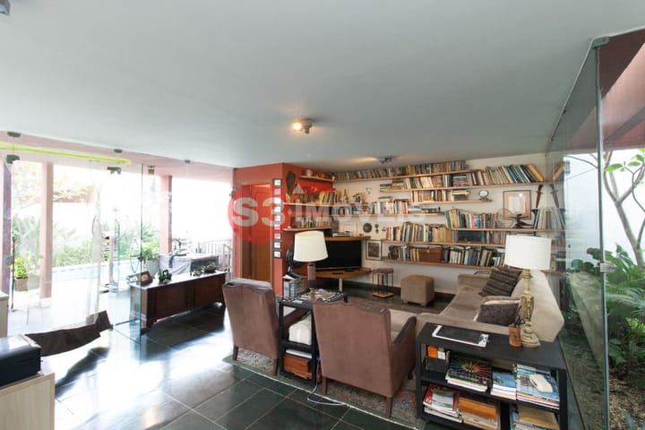 Casa à venda com 5 quartos, 330m² - Foto 5