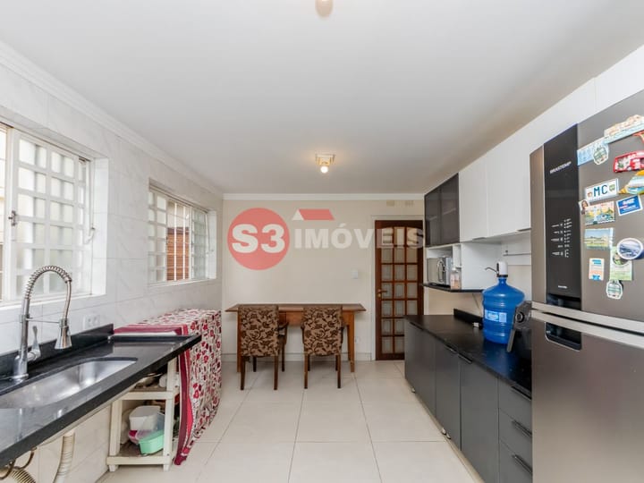 Casa à venda com 3 quartos, 125m² - Foto 10