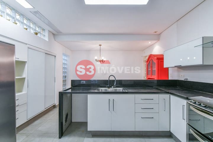 Casa à venda com 4 quartos, 290m² - Foto 20