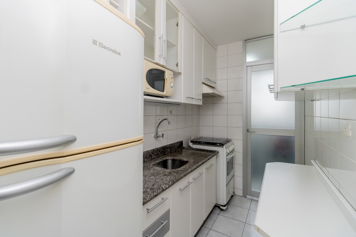 Apartamento à venda com 2 quartos, 49m² - Foto 18