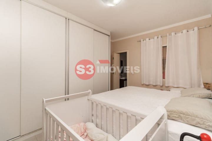 Casa à venda com 3 quartos, 221m² - Foto 10