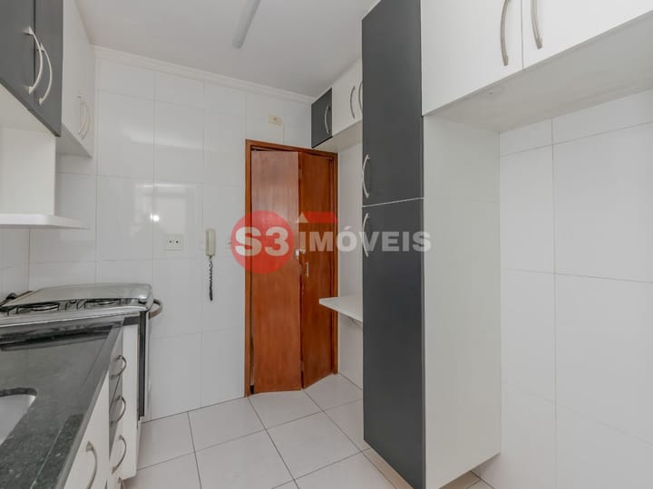 Apartamento à venda com 2 quartos, 65m² - Foto 14