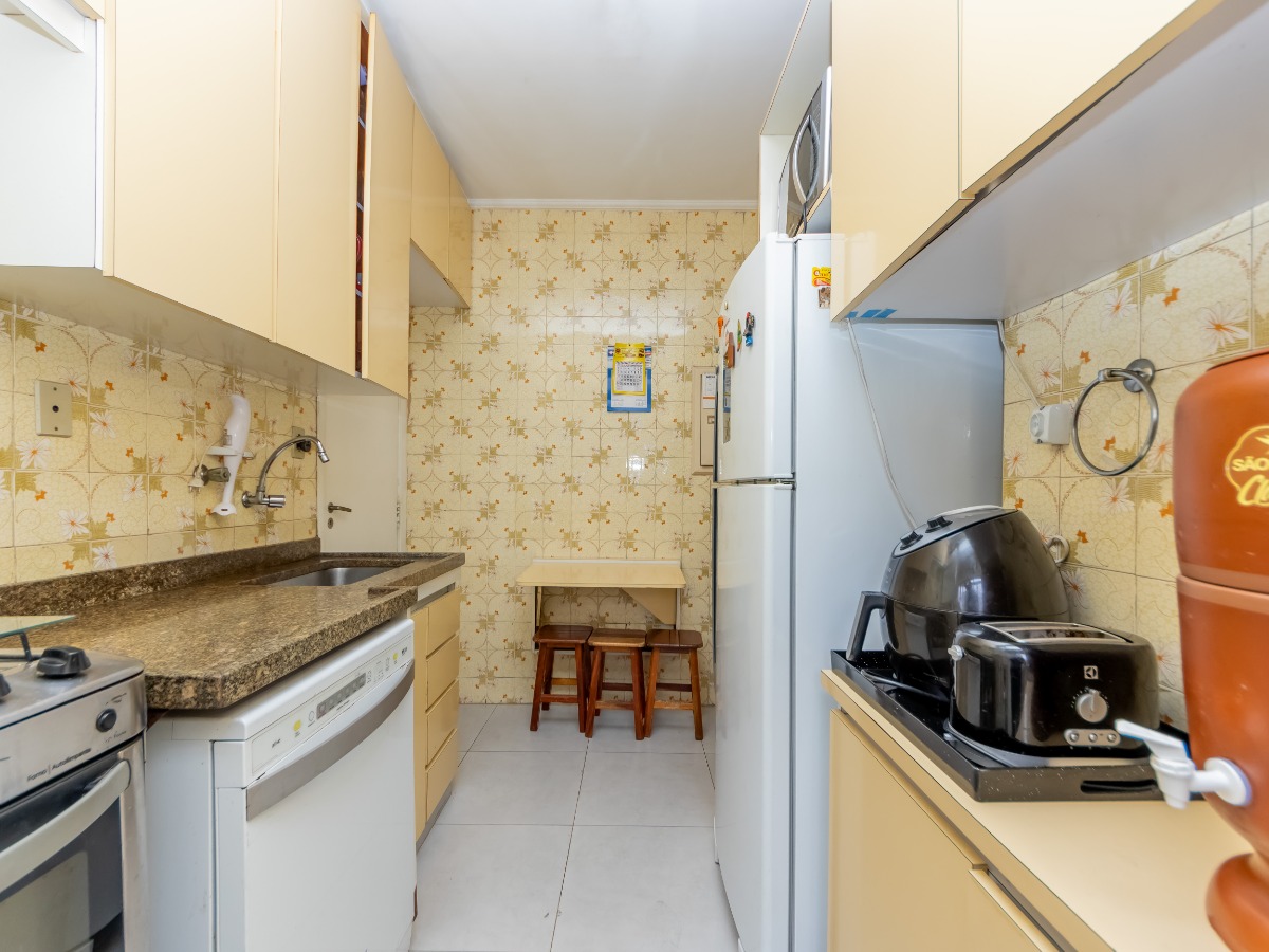 Apartamento à venda com 3 quartos, 85m² - Foto 7