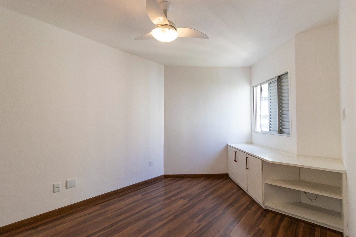 Apartamento à venda com 3 quartos, 90m² - Foto 8