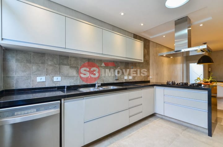 Casa à venda com 3 quartos, 259m² - Foto 48